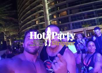 Sean Michaels and Ruby performing male and female strip show at Epic Hotel Miami